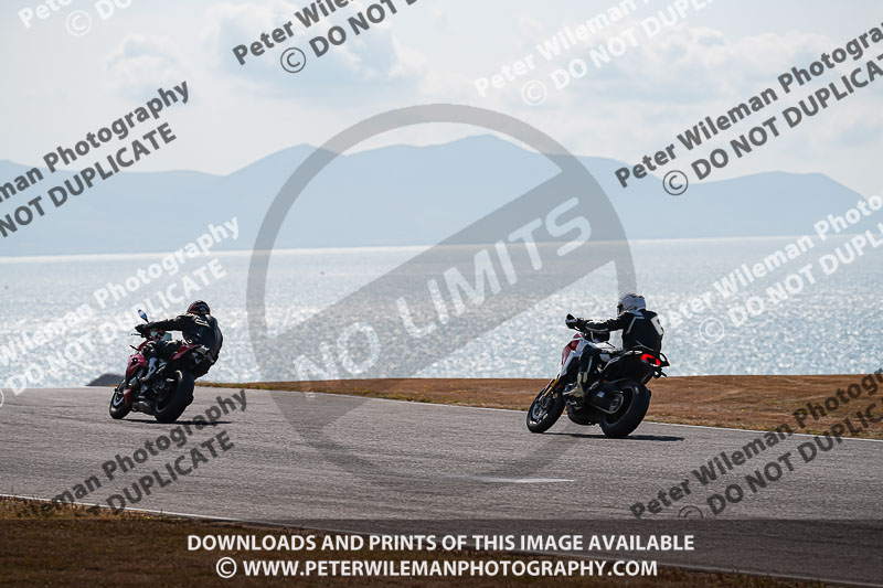 anglesey no limits trackday;anglesey photographs;anglesey trackday photographs;enduro digital images;event digital images;eventdigitalimages;no limits trackdays;peter wileman photography;racing digital images;trac mon;trackday digital images;trackday photos;ty croes